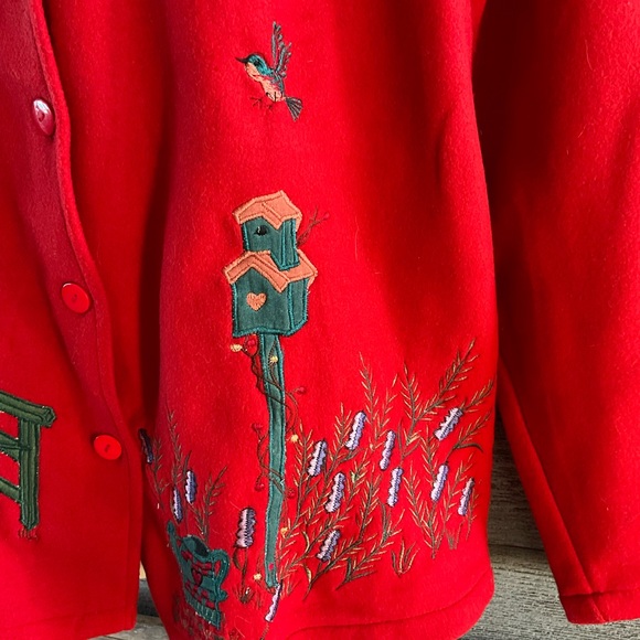 Take Two fleece embroidered shacket birds birdhouses Size Medium (D1) NWOT - Picture 3 of 7